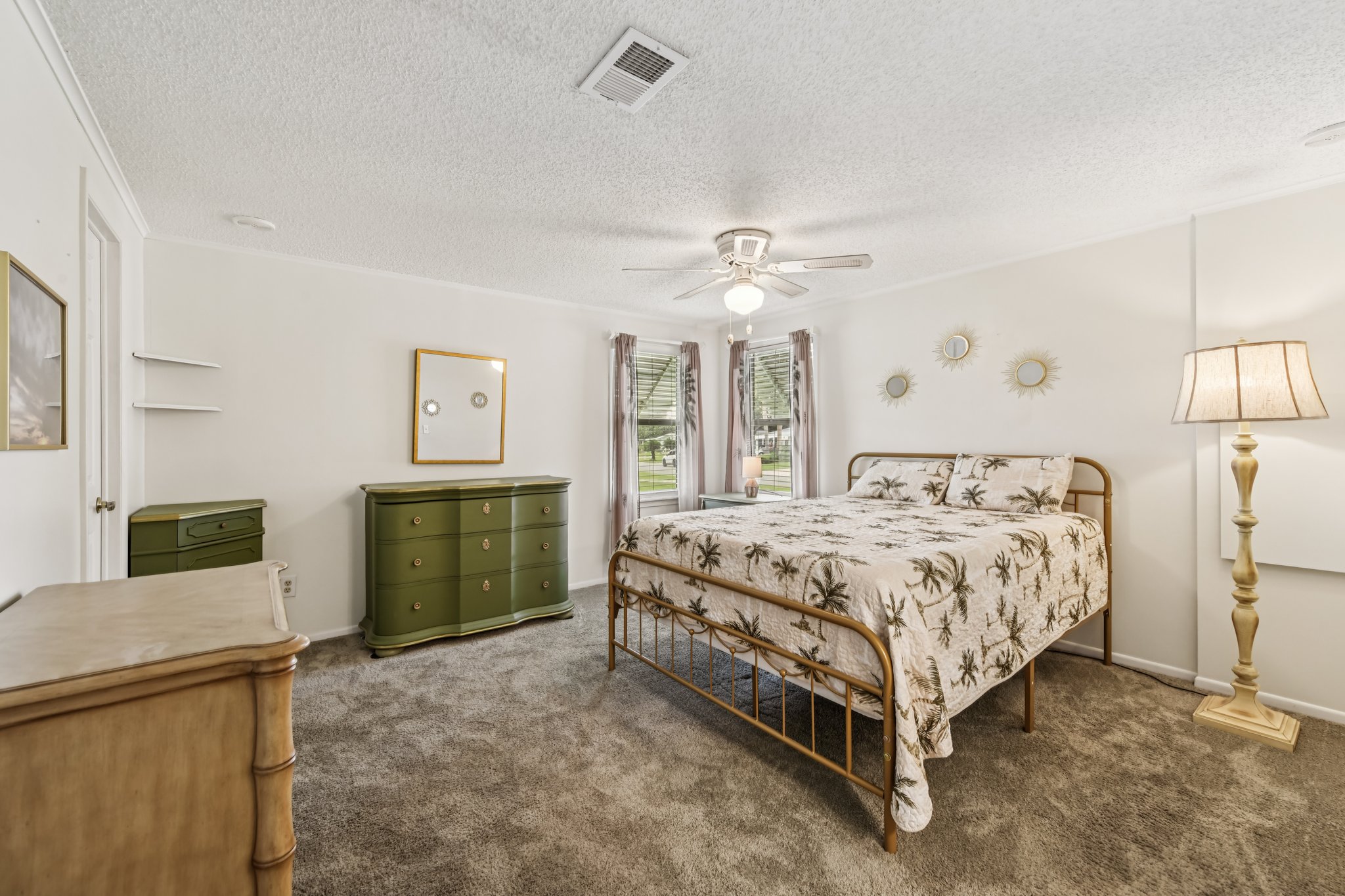 Petunia Ln-S0407-027.jpg