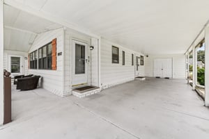 Petunia Ln-S0407-004.jpg