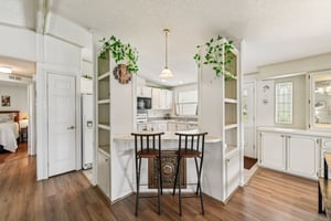 Petunia Ln-S0407-015.jpg