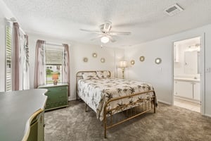 Petunia Ln-S0407-028.jpg