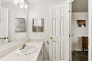 Petunia Ln-S0407-032.jpg