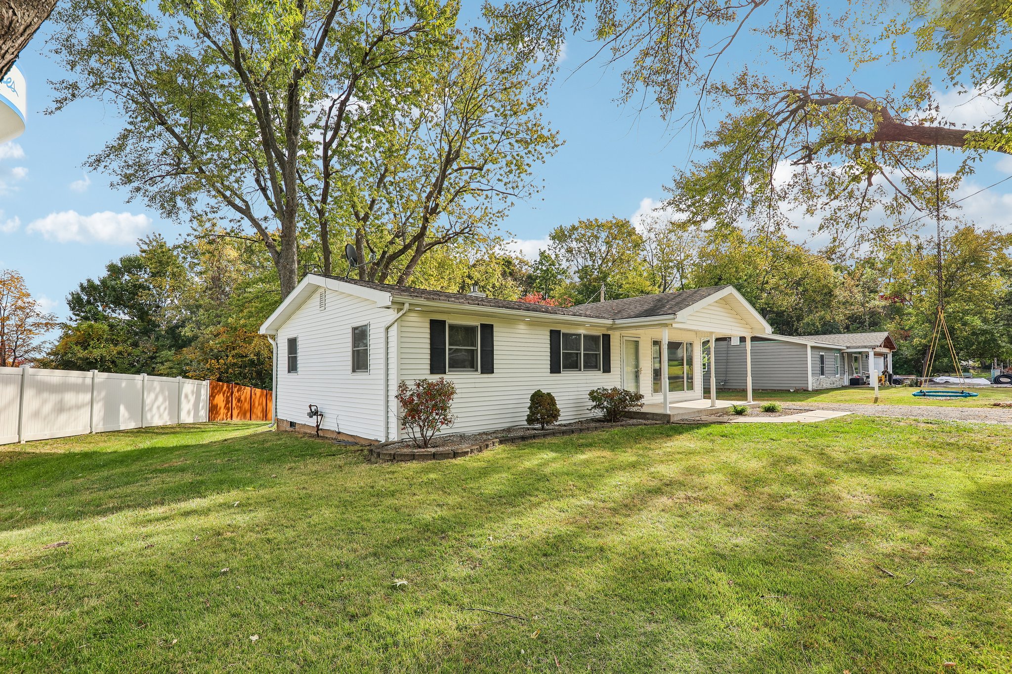 1802 Rosebud Way-S2710-002.jpg