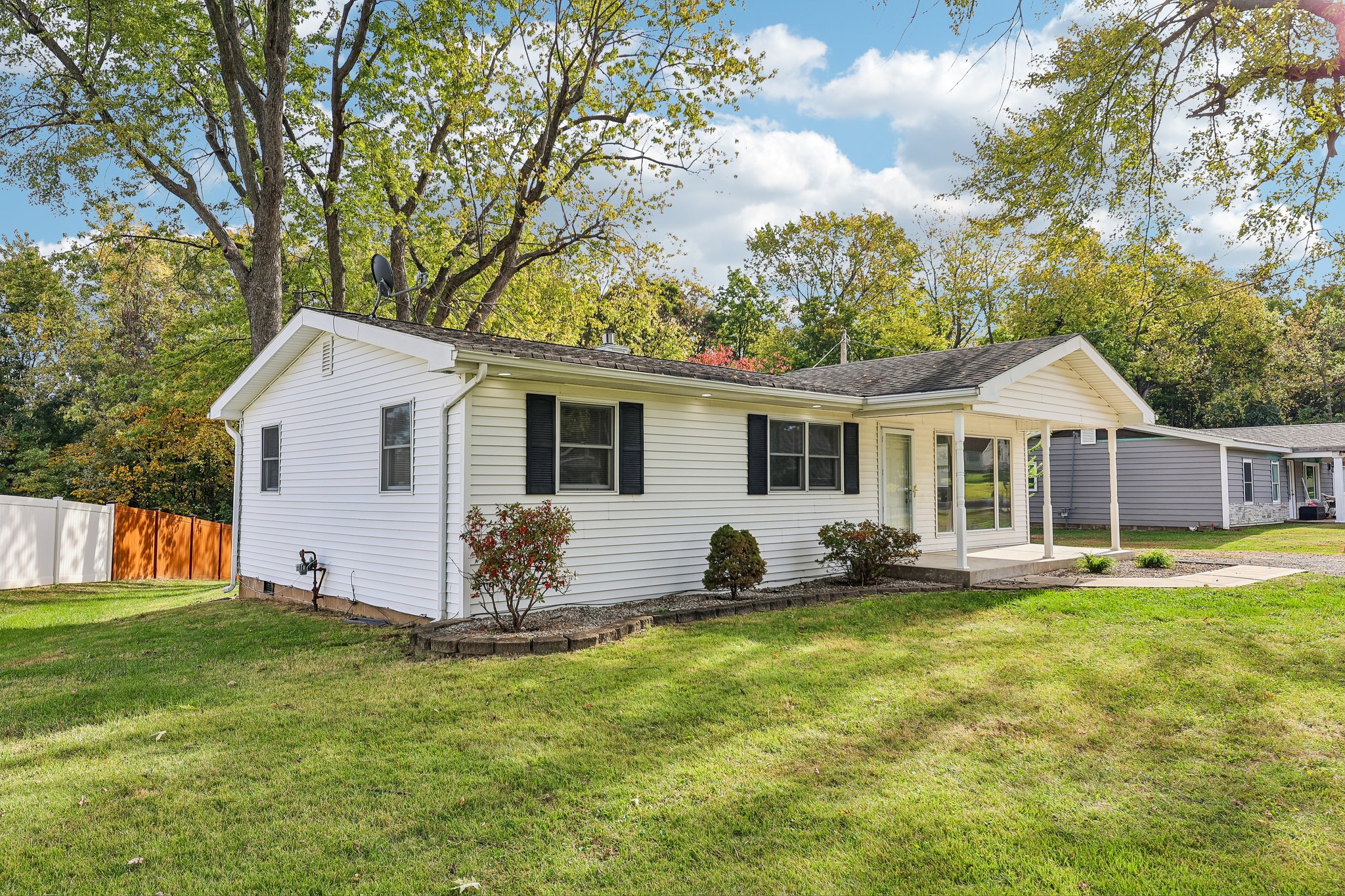 1802 Rosebud Way-S2710-003.jpg