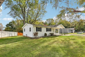1802 Rosebud Way-S2710-002.jpg