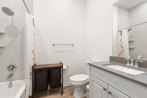  Photo 31