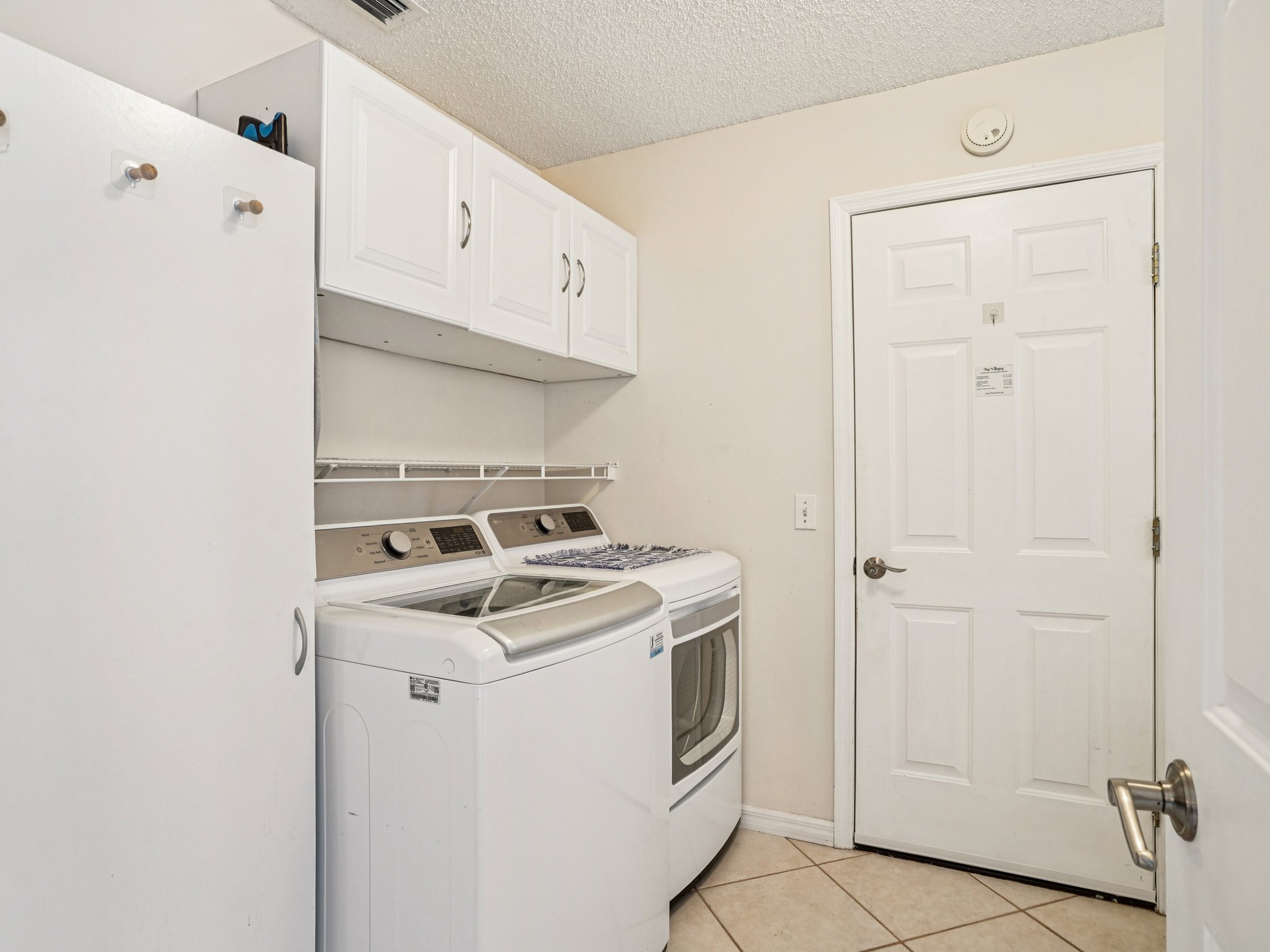 Palo Alto Ave-S1912-035.jpg