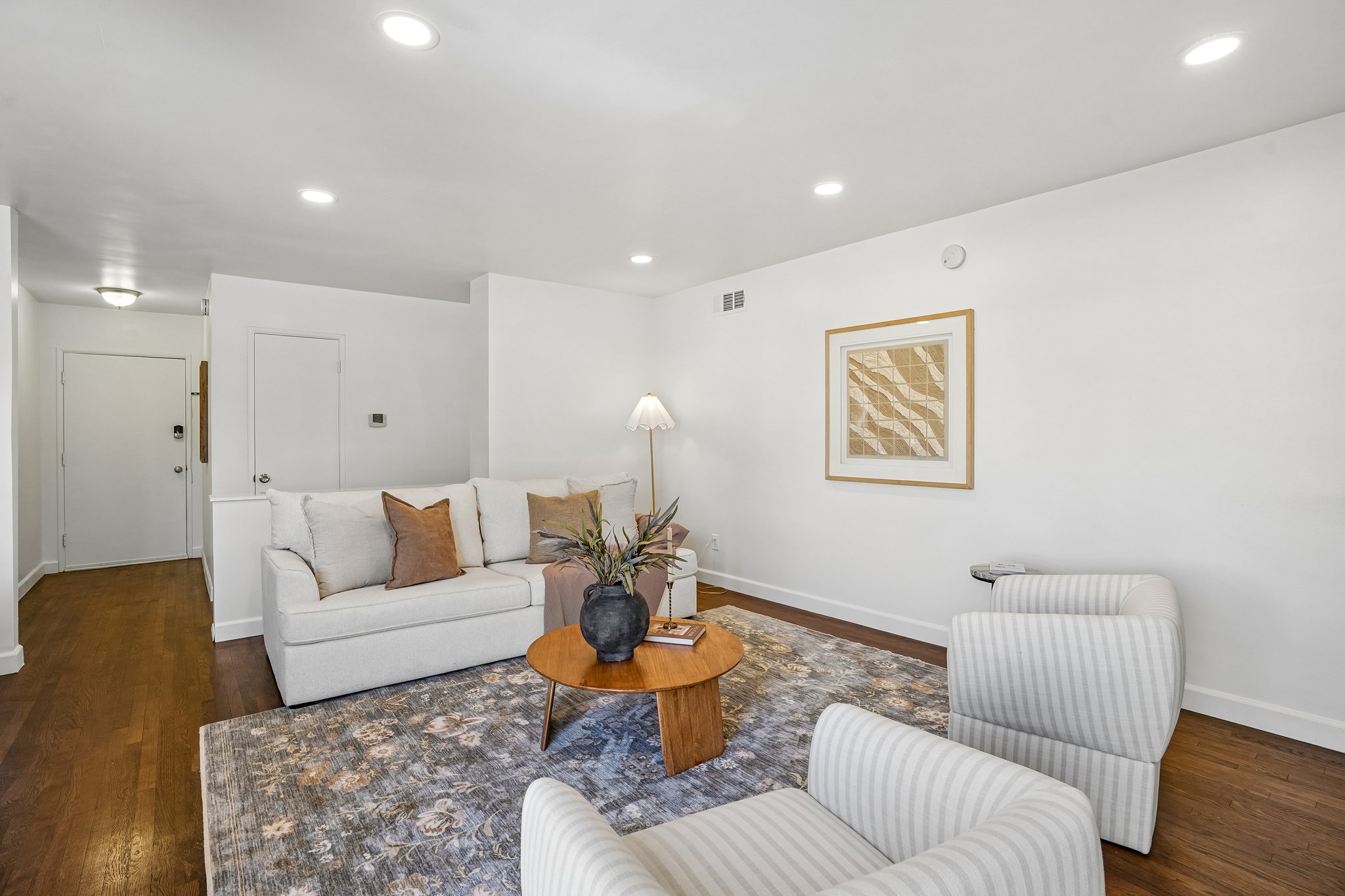 Gramercy Pl-S2110-007.jpg
