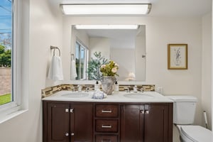Gramercy Pl-S2110-024.jpg