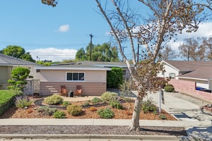Gramercy Pl-S2110-036.jpg