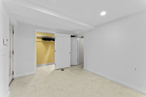  Photo 34