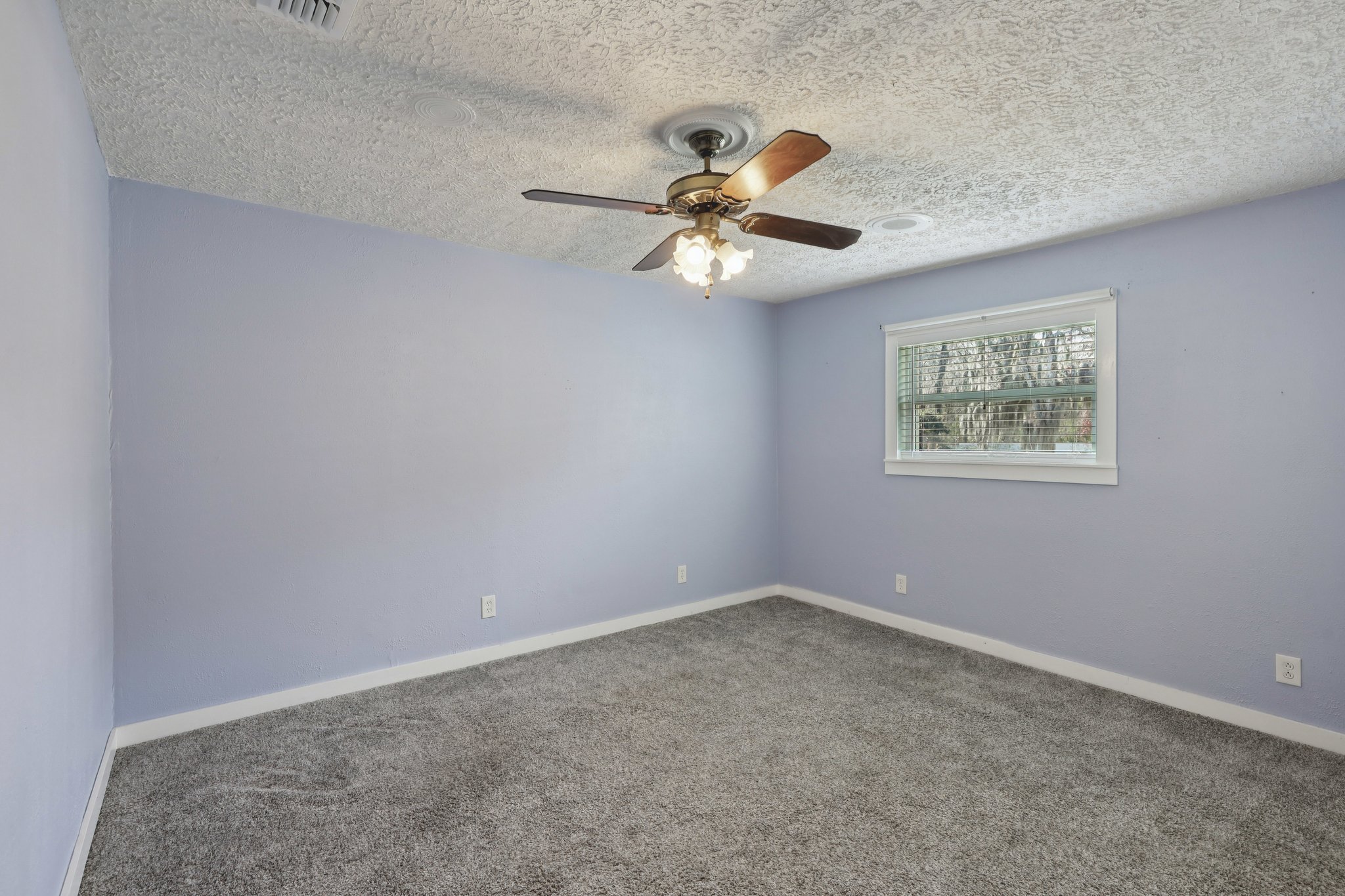 FOREST BLVD-S3001-029.jpg