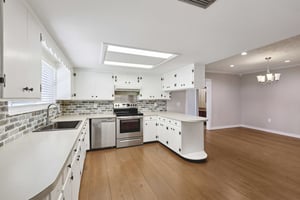 FOREST BLVD-S3001-018.jpg