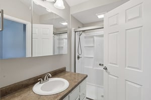 FOREST BLVD-S3001-036.jpg