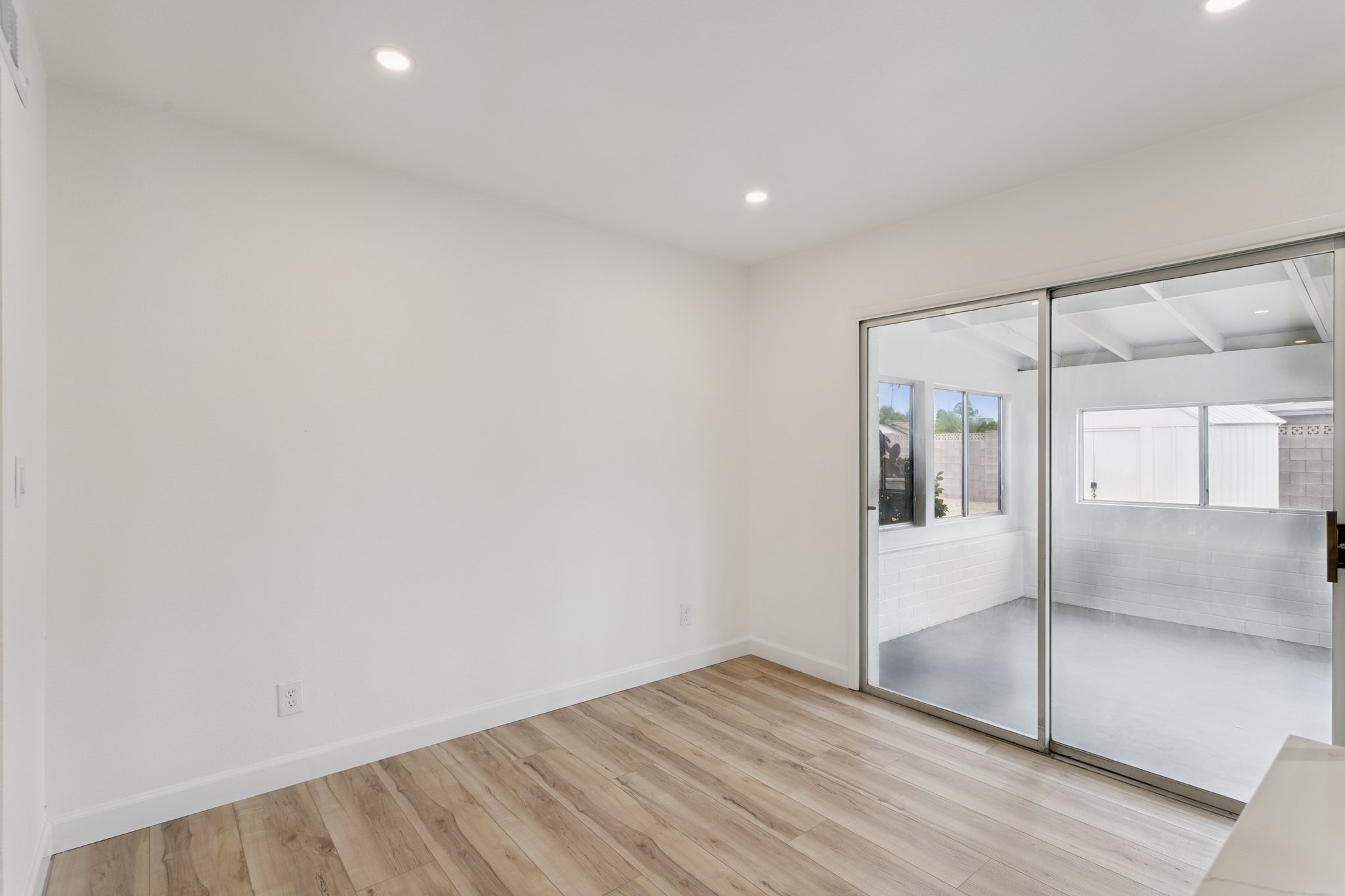 18045 N 20th Ln - 014.jpg
