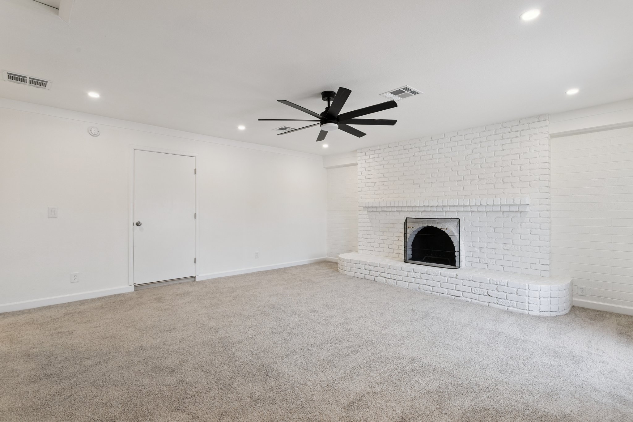 18045 N 20th Ln - 017.jpg