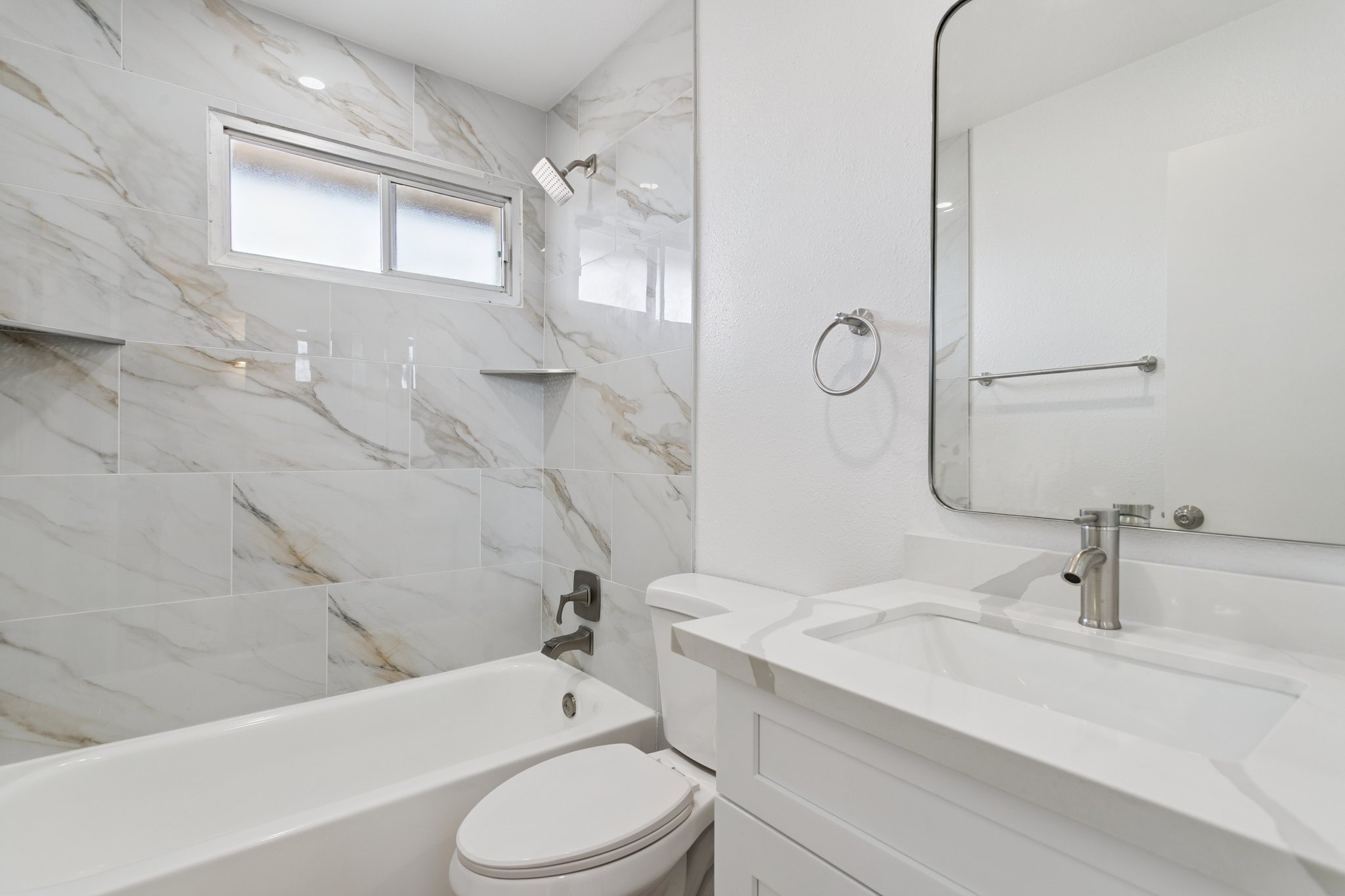 18045 N 20th Ln - 030.jpg