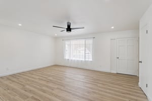 18045 N 20th Ln - 007.jpg