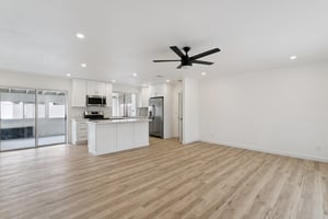 18045 N 20th Ln - 008.jpg