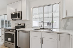 18045 N 20th Ln - 012.jpg