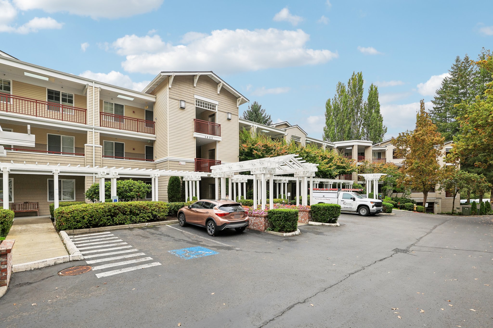 134th Ave 19-S0810-002.jpg
