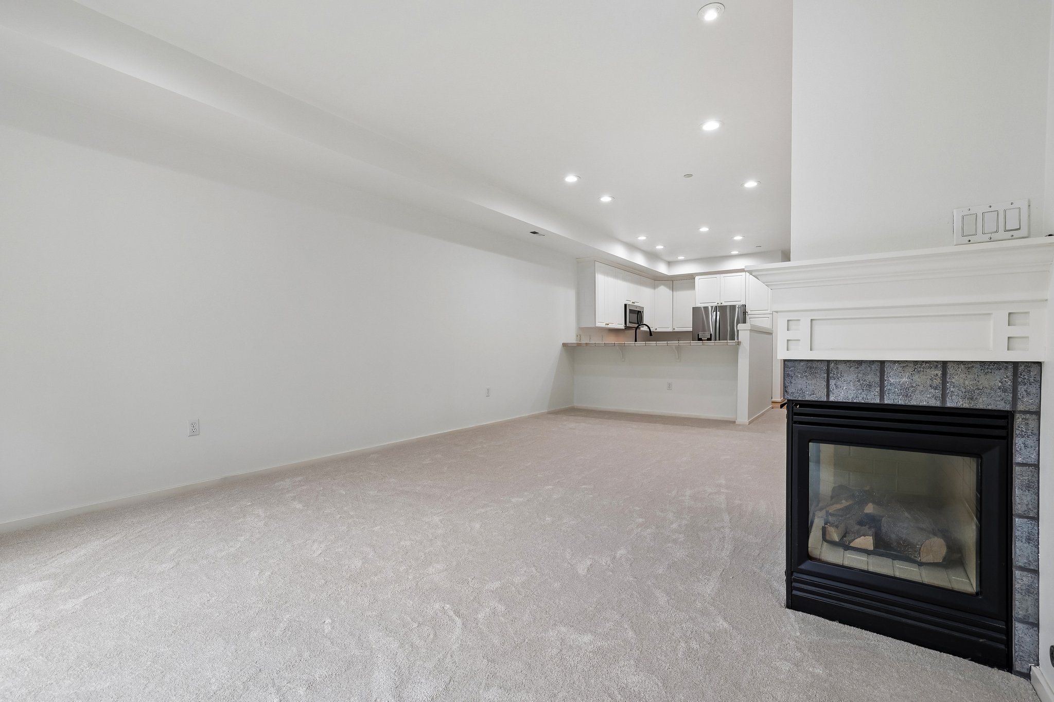 134th Ave 19-S0810-015.jpg