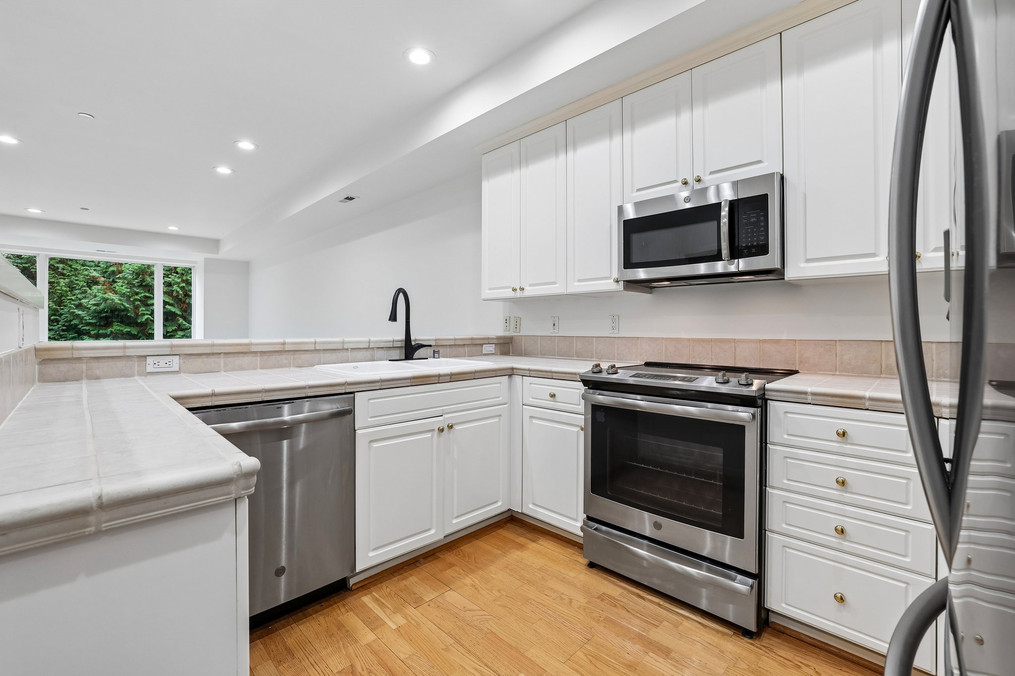 134th Ave 19-S0810-017.jpg