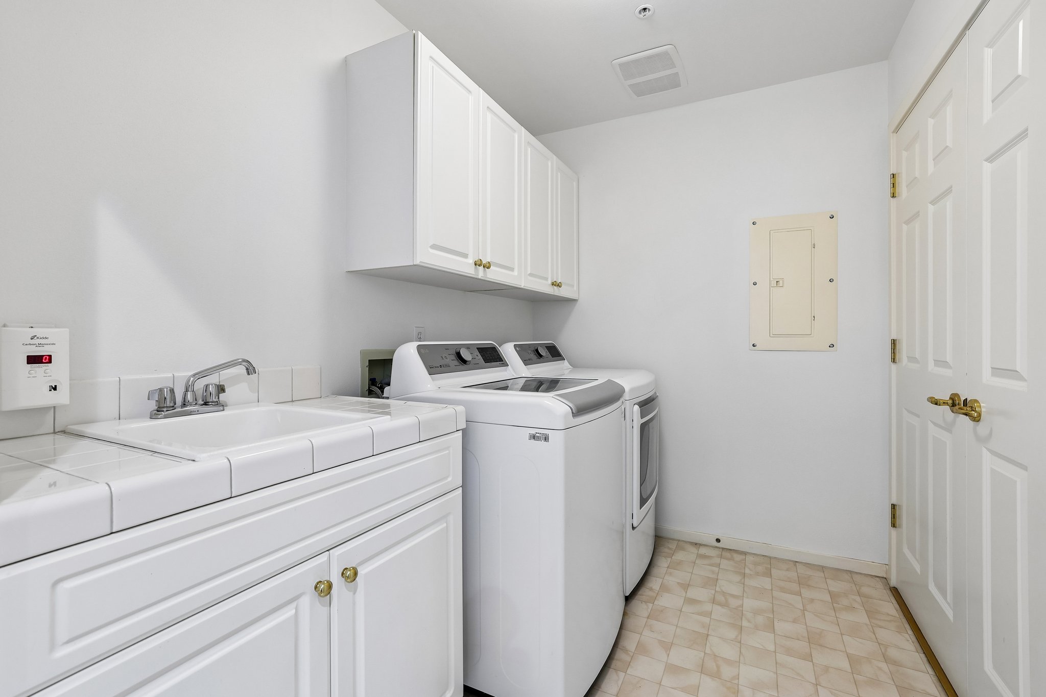 134th Ave 19-S0810-020.jpg