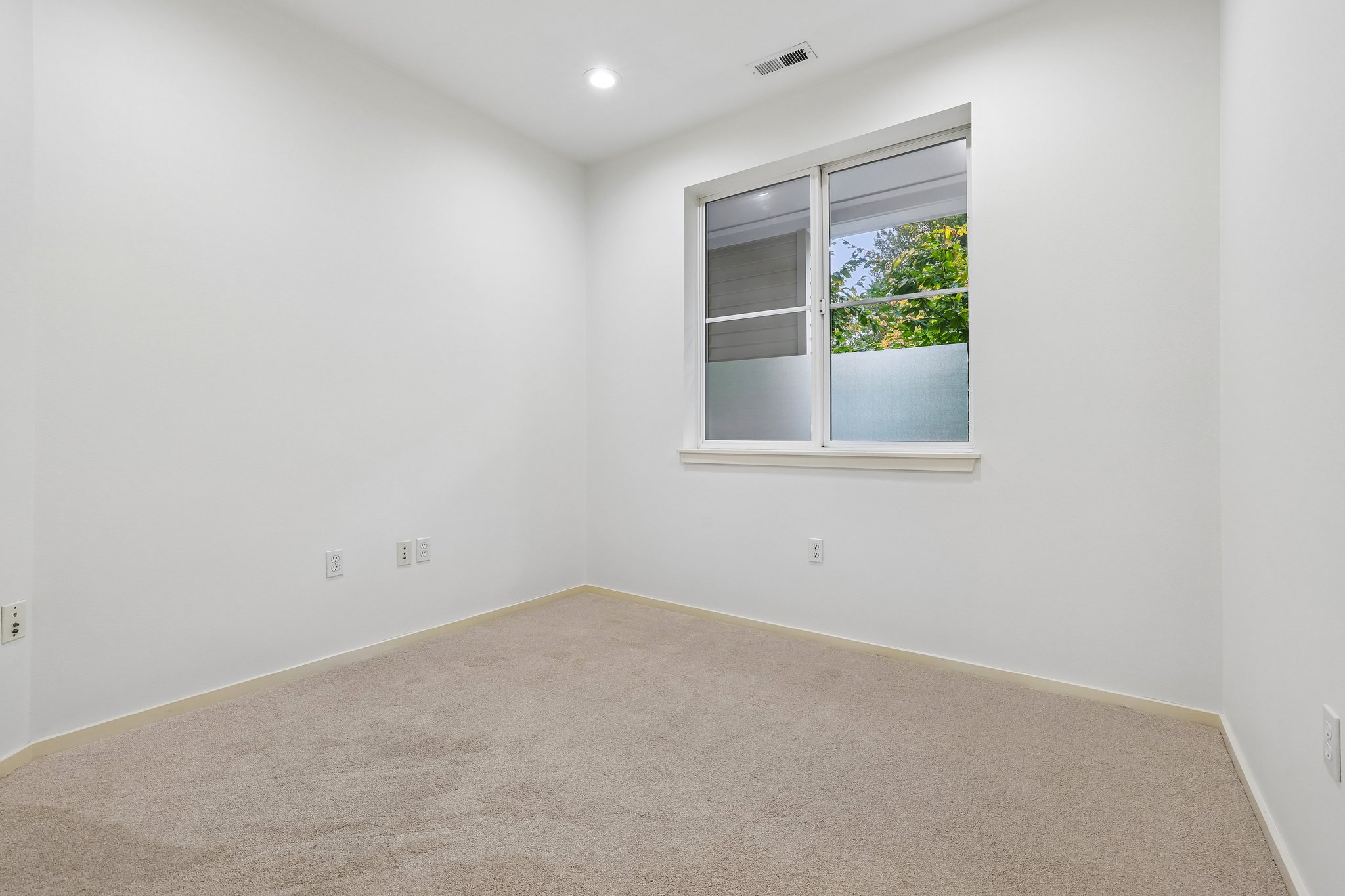 134th Ave 19-S0810-021.jpg