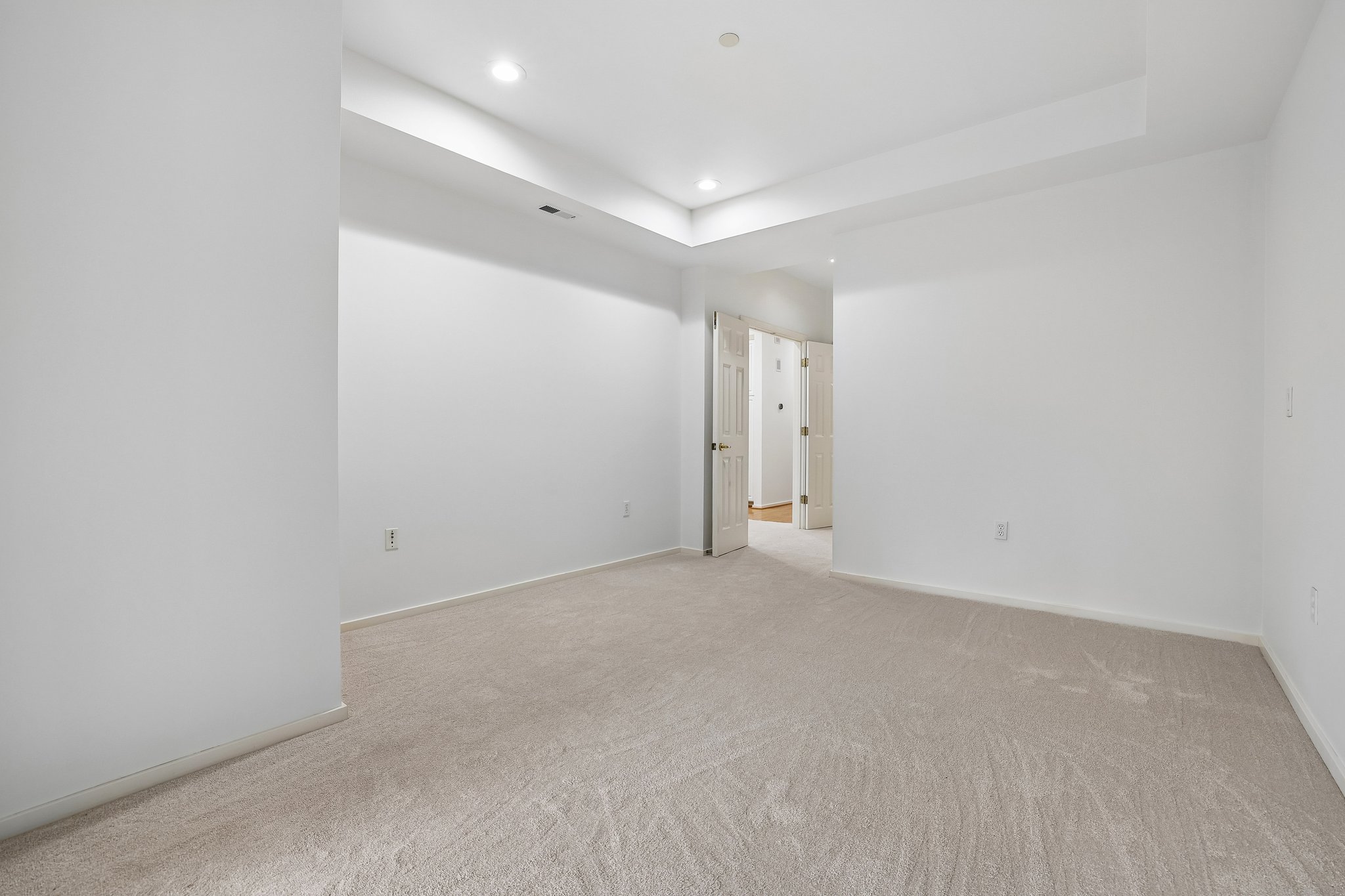 134th Ave 19-S0810-030.jpg