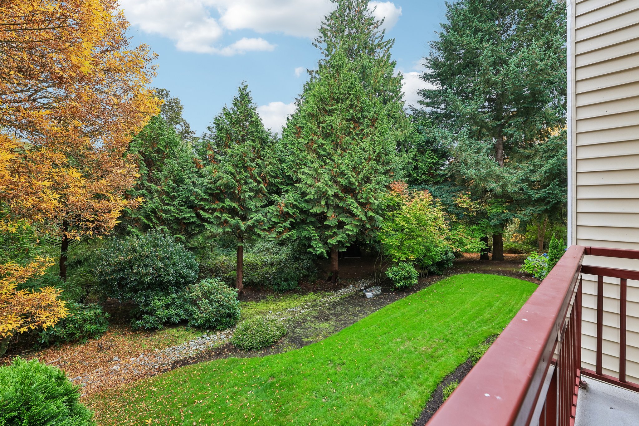 134th Ave 19-S0810-039.jpg