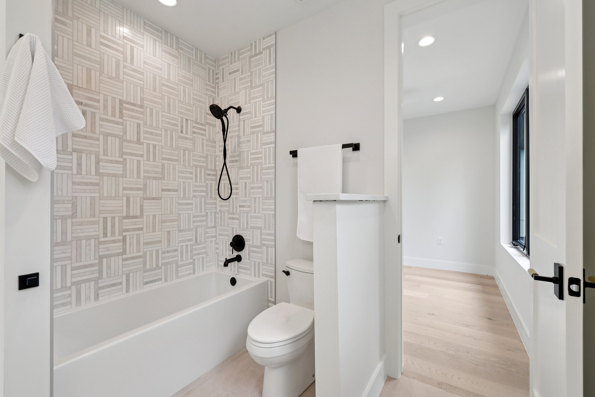 Frazier Ave-L0603-031.jpg