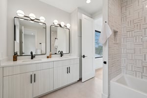 Frazier Ave-L0603-030.jpg