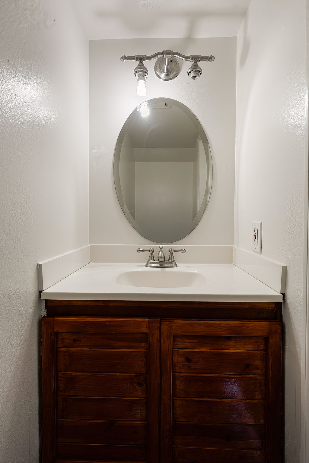 1805 S Barrington Avenue 5-15