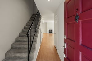 1805 S Barrington Avenue 5-5