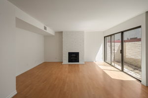 1805 S Barrington Avenue 5-6