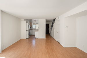 1805 S Barrington Avenue 5-9