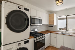 1805 S Barrington Avenue 5-13