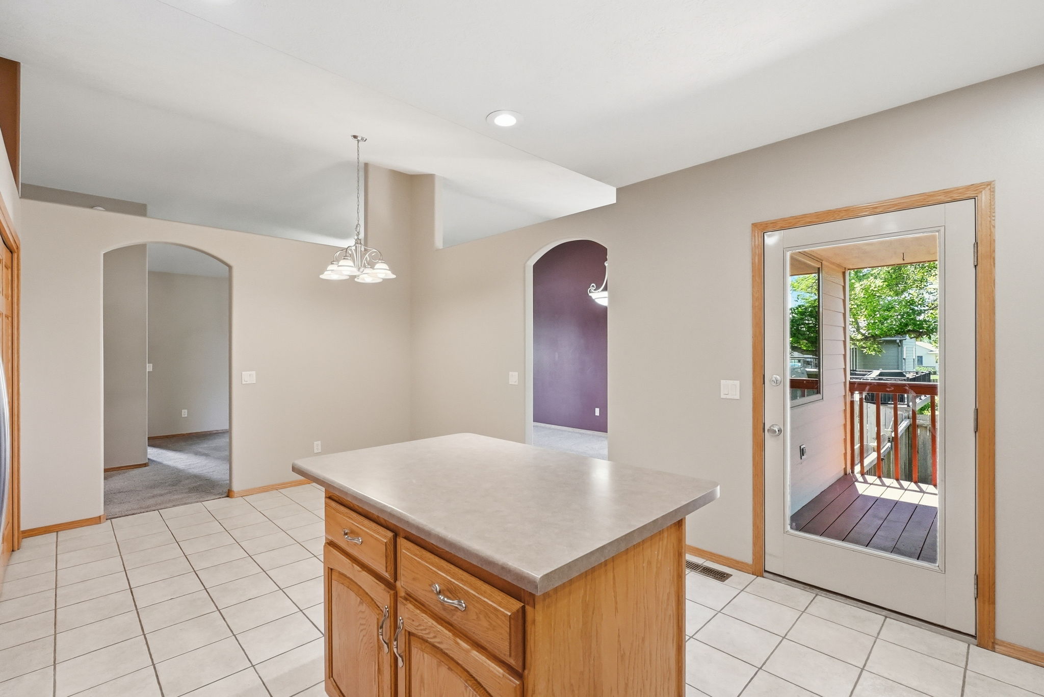  Photo 28