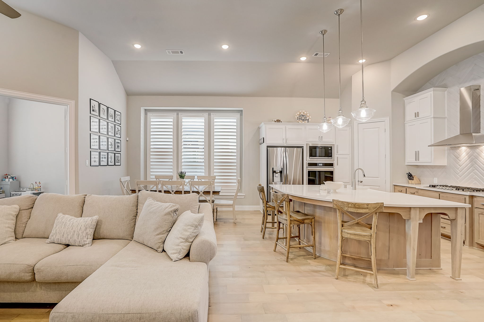 Terrace Way-007