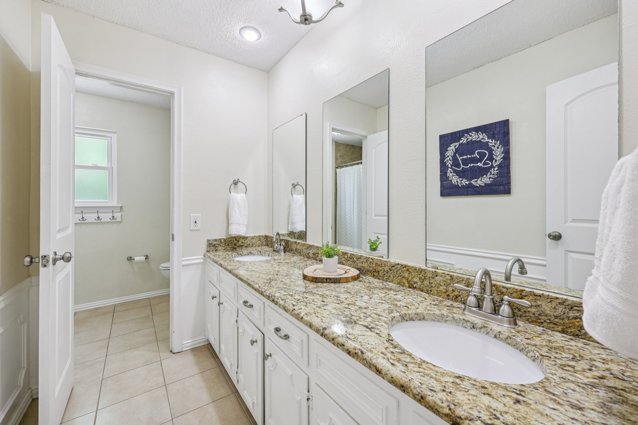 Winewood Ln-S0907-046.jpg