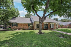Winewood Ln-S0907-003.jpg