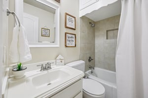 Winewood Ln-S0907-045.jpg