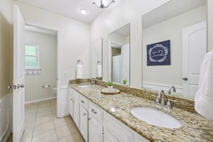 Winewood Ln-S0907-046.jpg