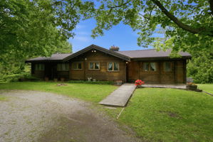  Photo 0