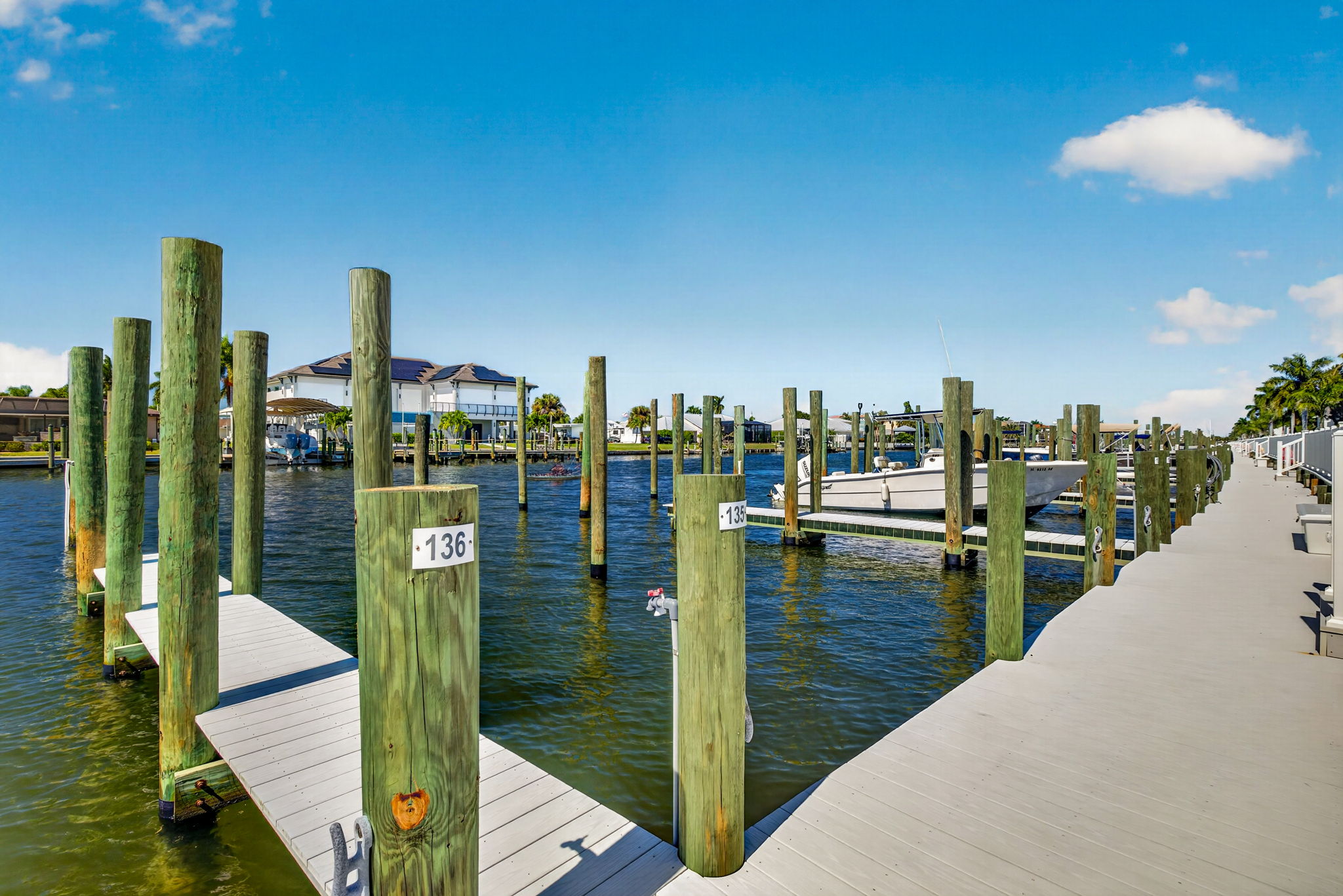 Dock 1 of 2