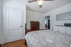  Photo 23