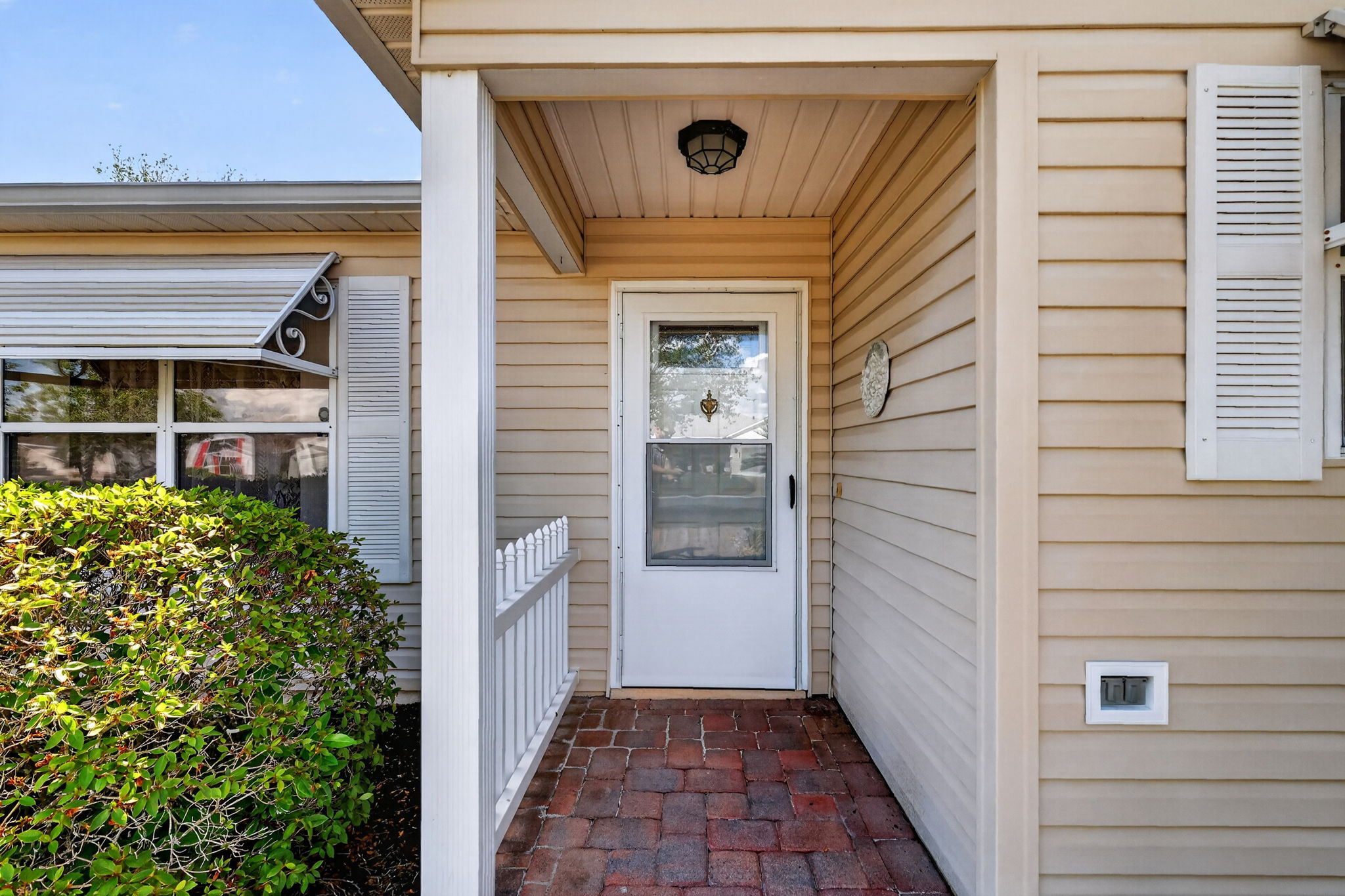 Front Entry Vestibule