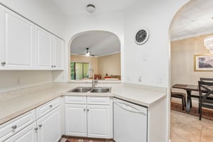 Vista Cove Rd-S1009-015.jpg