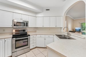 Vista Cove Rd-S1009-017.jpg