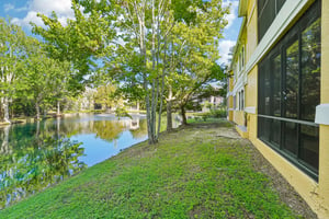 Vista Cove Rd-S1009-036.jpg